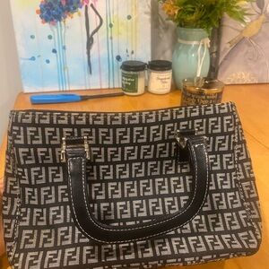 Vintage fendi bag